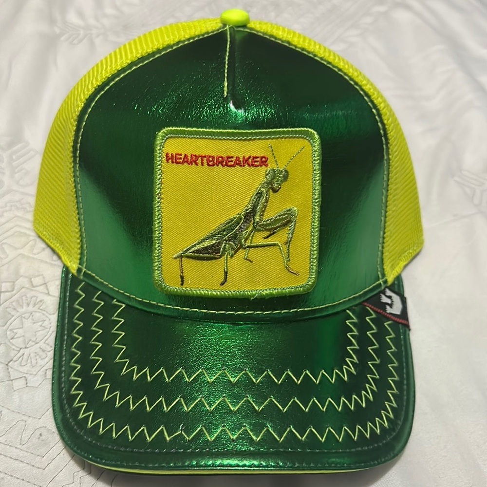 Goorin Farm Trucker Baseball Snapback Hat HeartBreaker Praying Mantis Love Taker